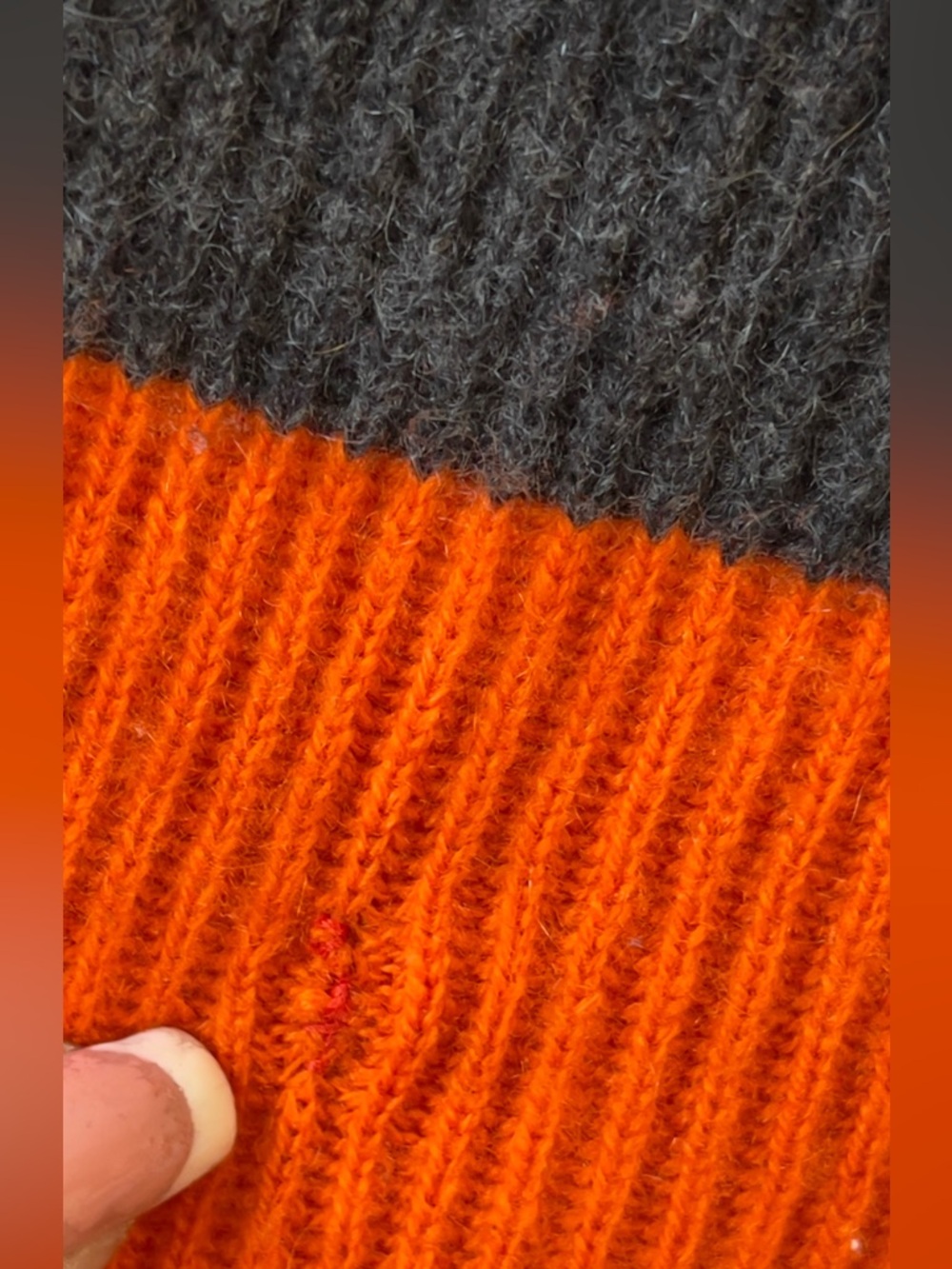 💯Cashmere Neiman Marcus Charcoal & Bright Orange Striped Cowl-Neck Sweater - Picture 7 of 12